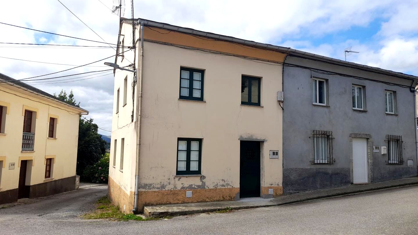 Propiedad en San Juan de Moldes - Castropol